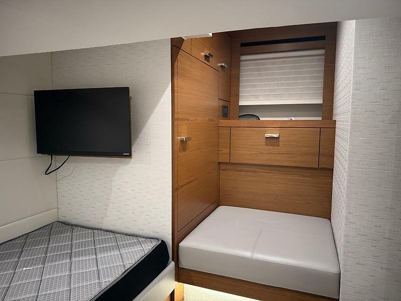 44' 2023 Tiara Yachts 44 Coupe