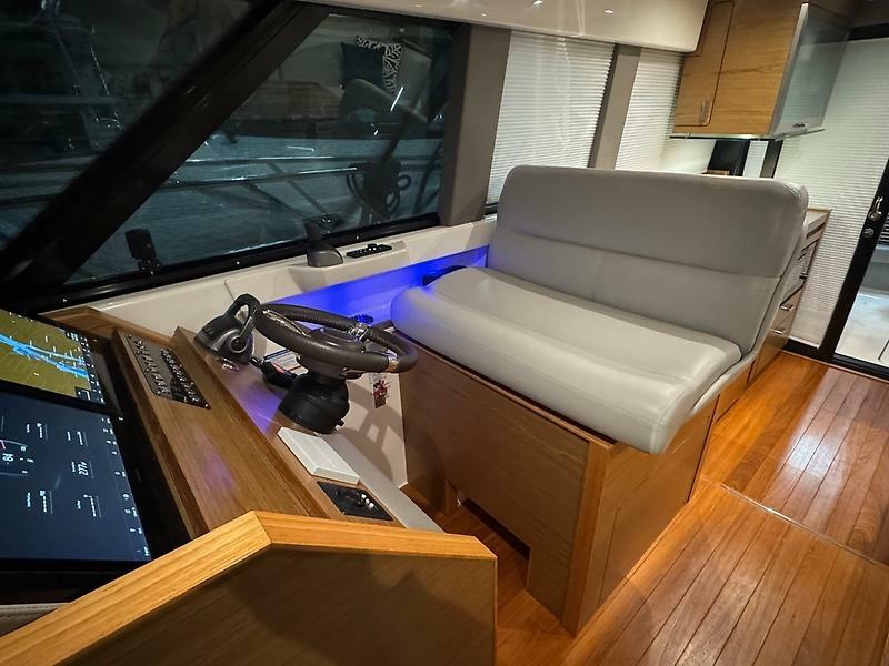 44' 2023 Tiara Yachts 44 Coupe
