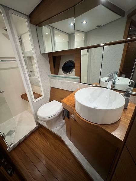 44' 2023 Tiara Yachts 44 Coupe