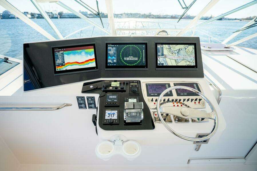 MOONDAWG 40ft Cabo Yacht For Sale