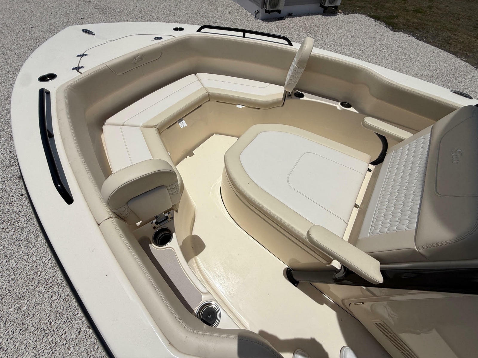 22' 2016 Scout 220 XSF