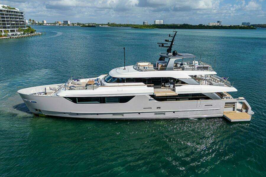 THE WOLF 118ft Sanlorenzo Yacht For Sale