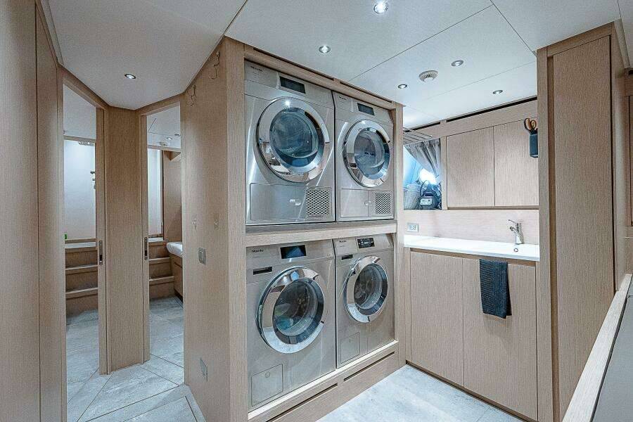 THE WOLF 118ft Sanlorenzo Yacht For Sale