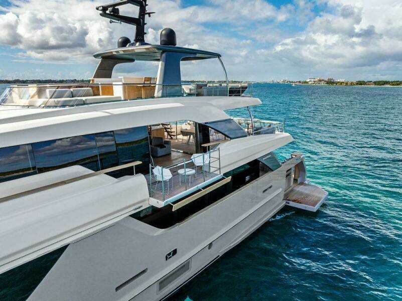 THE WOLF 118ft Sanlorenzo Yacht For Sale