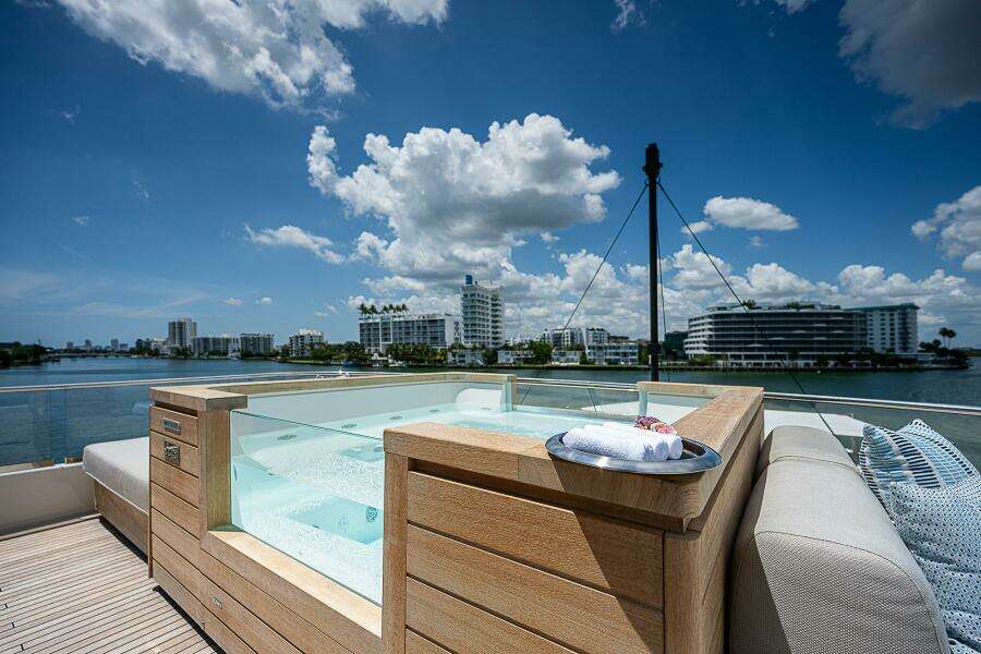 THE WOLF 118ft Sanlorenzo Yacht For Sale