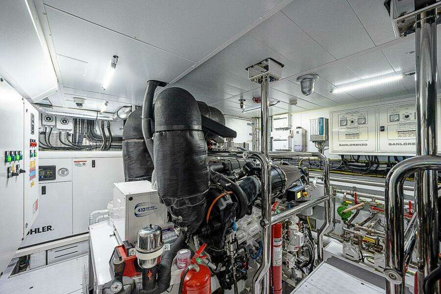 THE WOLF 118ft Sanlorenzo Yacht For Sale