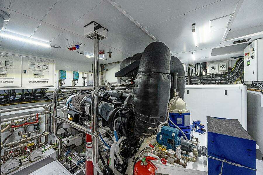 THE WOLF 118ft Sanlorenzo Yacht For Sale