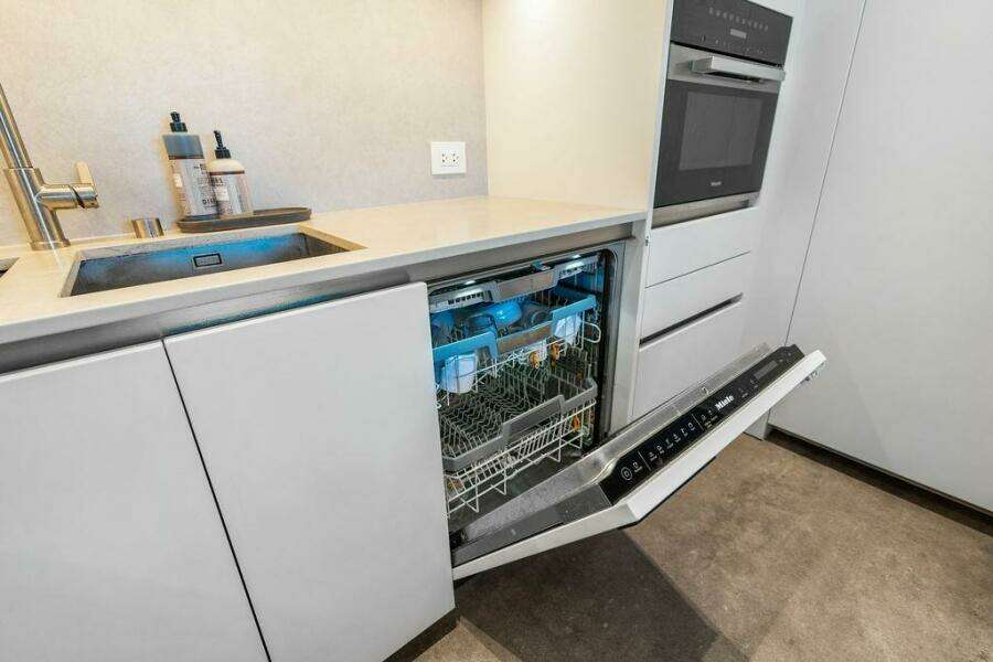 THE WOLF 118ft Sanlorenzo Yacht For Sale