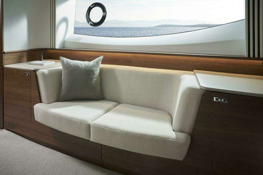 2026 Princess F65 - MSR Sofa