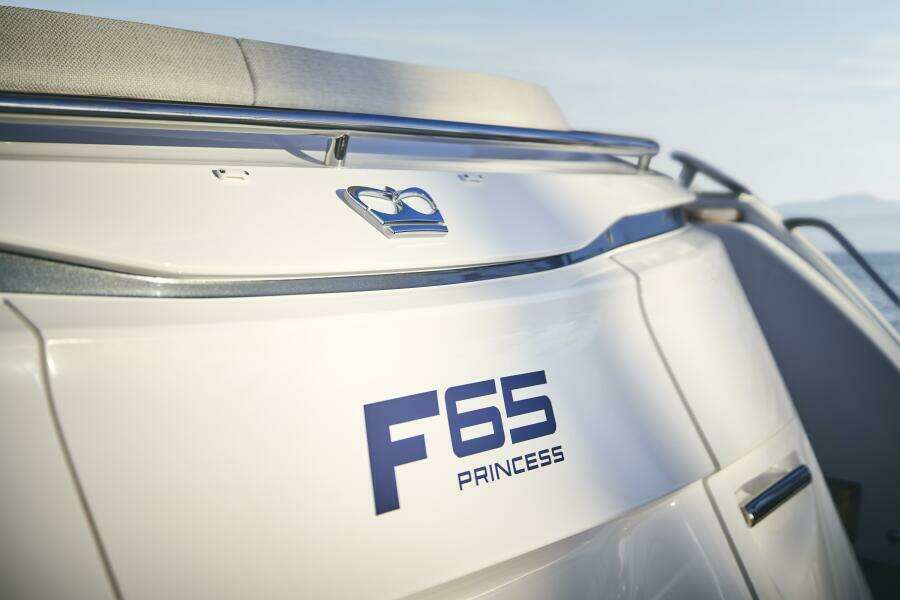 2026 Princess F65 - Exterior Detail