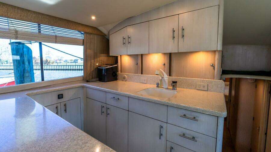 Falcom 48ft Ocean Yachts Yacht For Sale