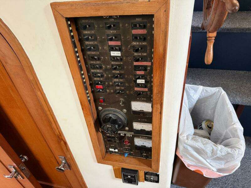 Sunset Magic III 38ft Golden Star Yacht For Sale