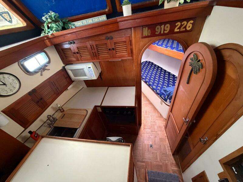Sunset Magic III 38ft Golden Star Yacht For Sale