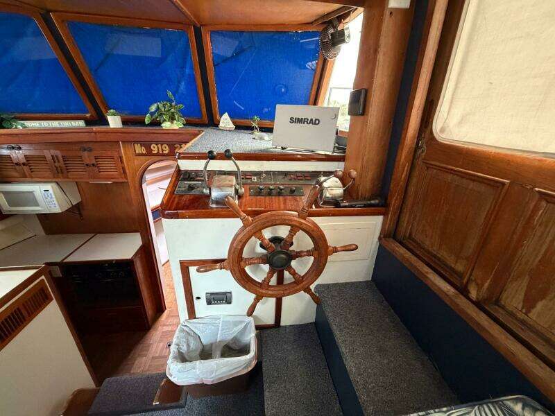 Sunset Magic III 38ft Golden Star Yacht For Sale