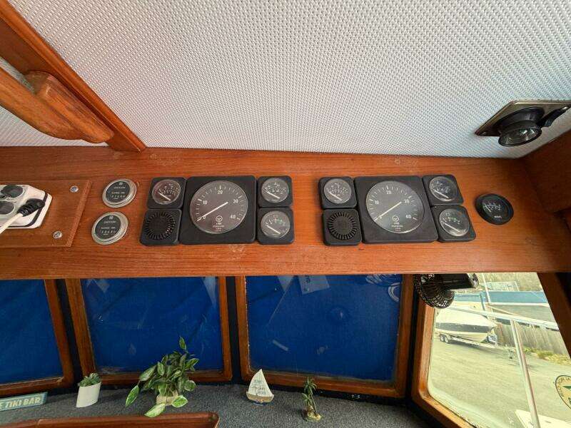 Sunset Magic III 38ft Golden Star Yacht For Sale