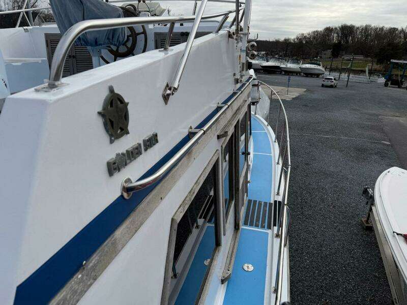 Sunset Magic III 38ft Golden Star Yacht For Sale