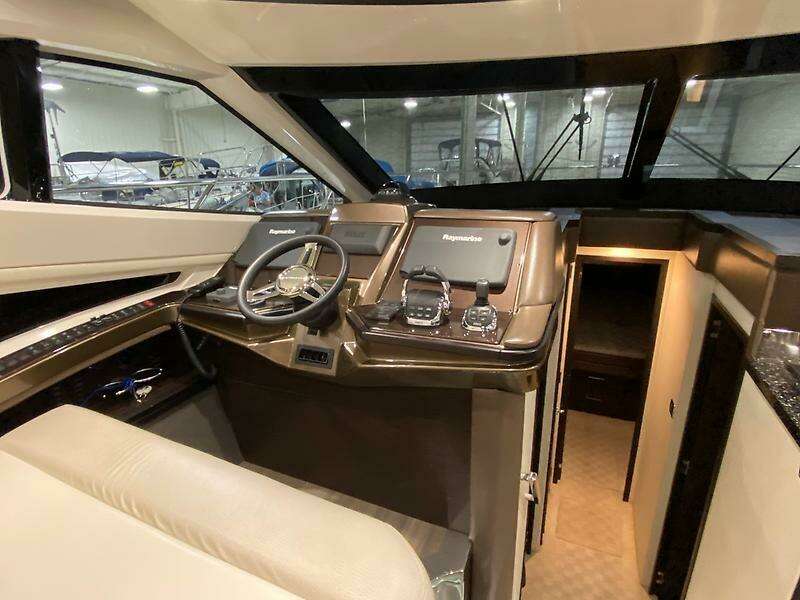 Inconseavable 50ft Marquis Yacht For Sale