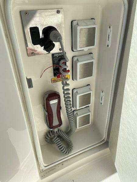 Inconseavable 50ft Marquis Yacht For Sale