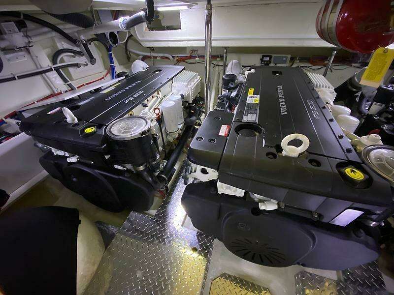 Inconseavable 50ft Marquis Yacht For Sale