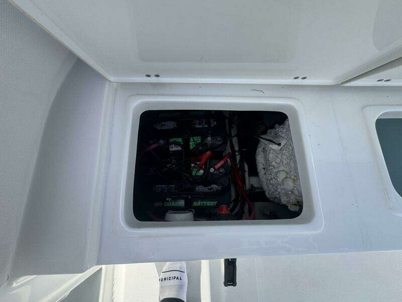 21ft Sea Hunt Yacht For Sale