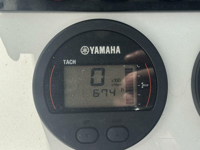 21' 2021 Sea Hunt Ultra 219