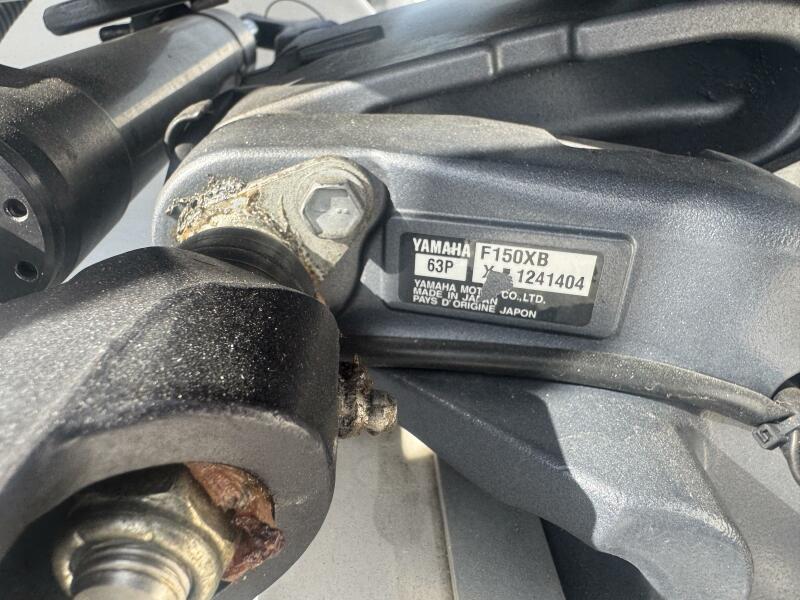 21' 2021 Sea Hunt Ultra 219