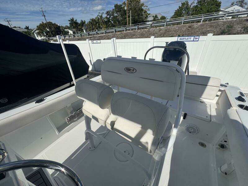 21ft Sea Hunt Yacht For Sale