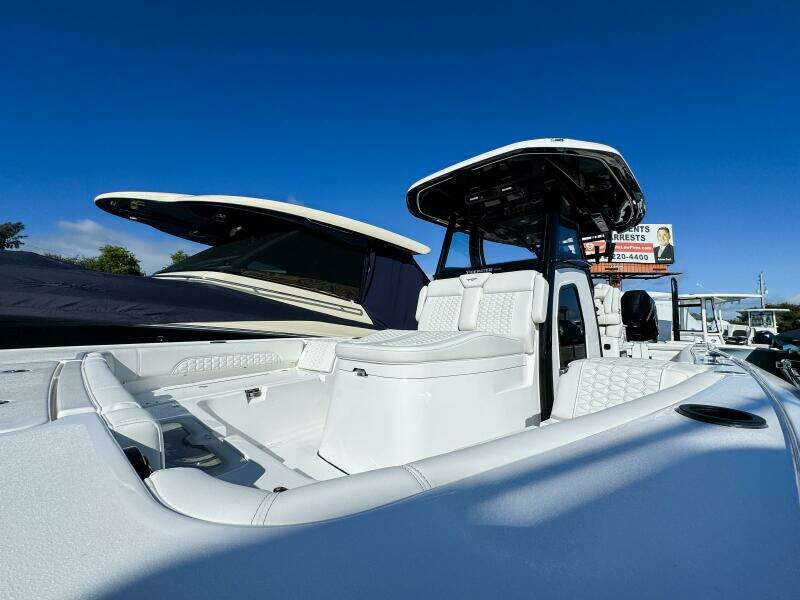 31ft Tidewater Yacht For Sale