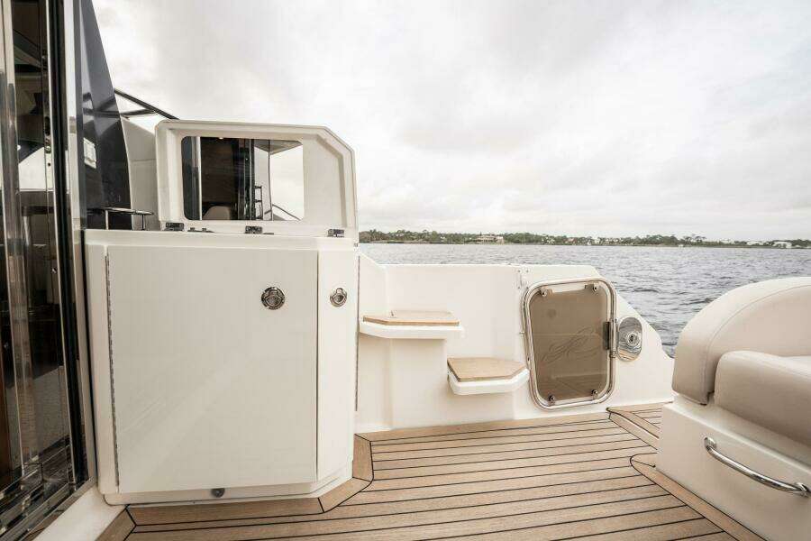 SOL E Mar IV 51ft Sea Ray Yacht For Sale