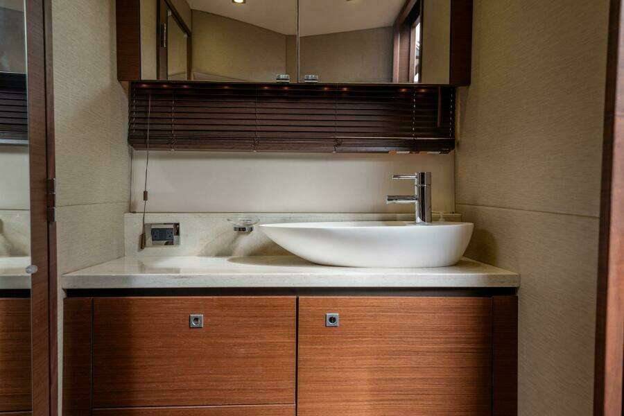 SOL E Mar IV 51ft Sea Ray Yacht For Sale