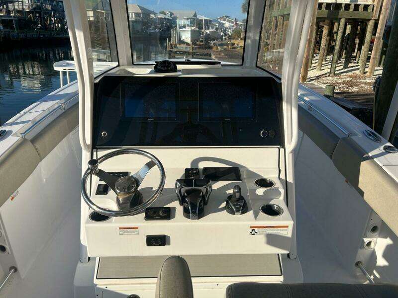 28ft Sportsman Yacht For Sale