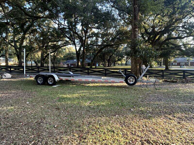 28ft Sportsman Yacht For Sale