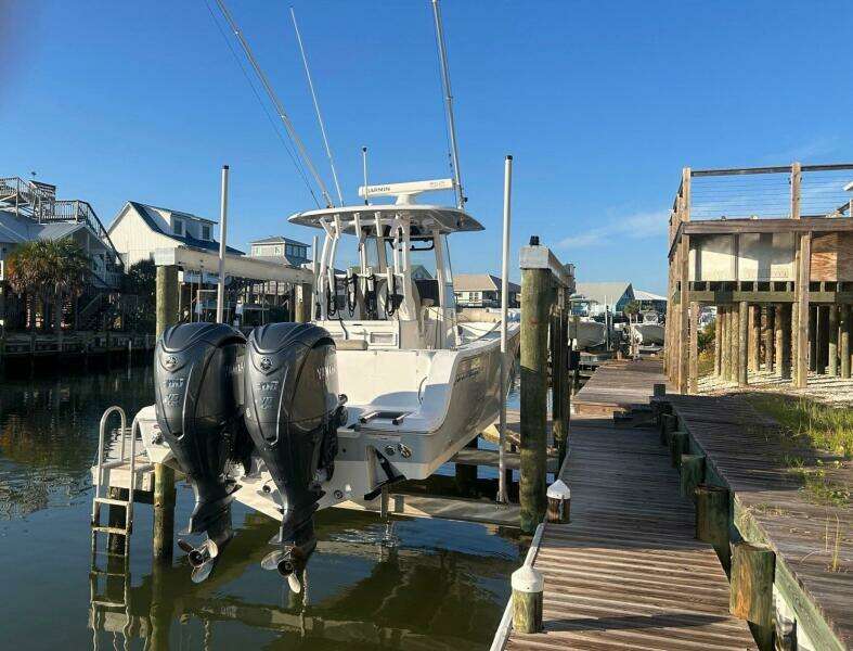 28ft Sportsman Yacht For Sale