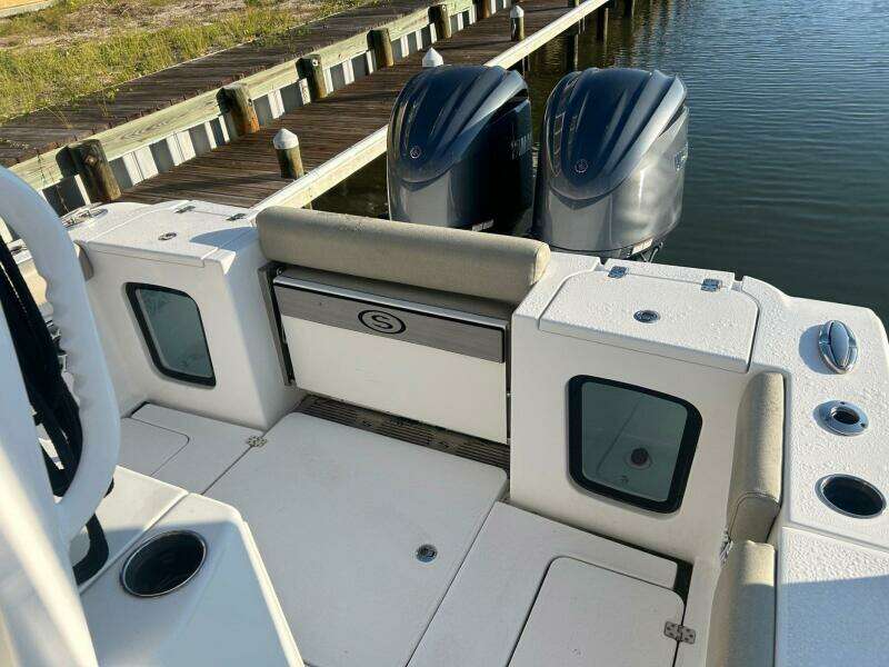 28ft Sportsman Yacht For Sale