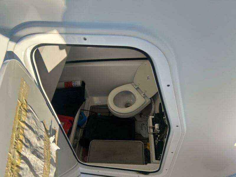 28ft Sportsman Yacht For Sale