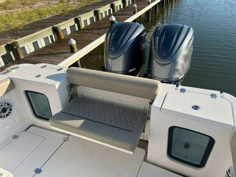 28ft Sportsman Yacht For Sale