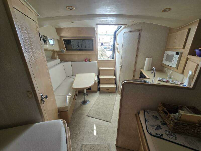 E  amp  S 35ft Henriques Yacht For Sale