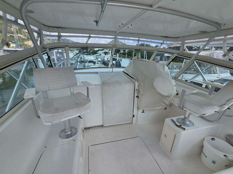 E  amp  S 35ft Henriques Yacht For Sale