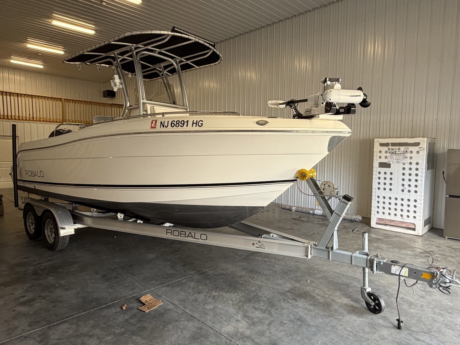 22ft Robalo Yacht For Sale