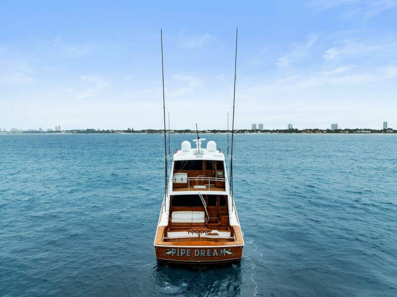 68' 2022 Viking 68 Enclosed Bridge