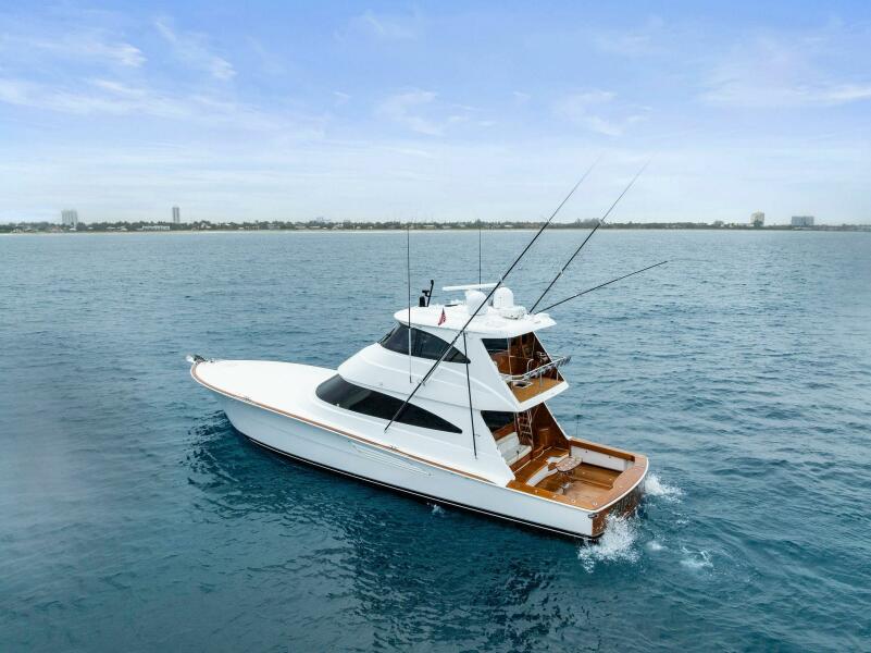 68' 2022 Viking 68 Enclosed Bridge