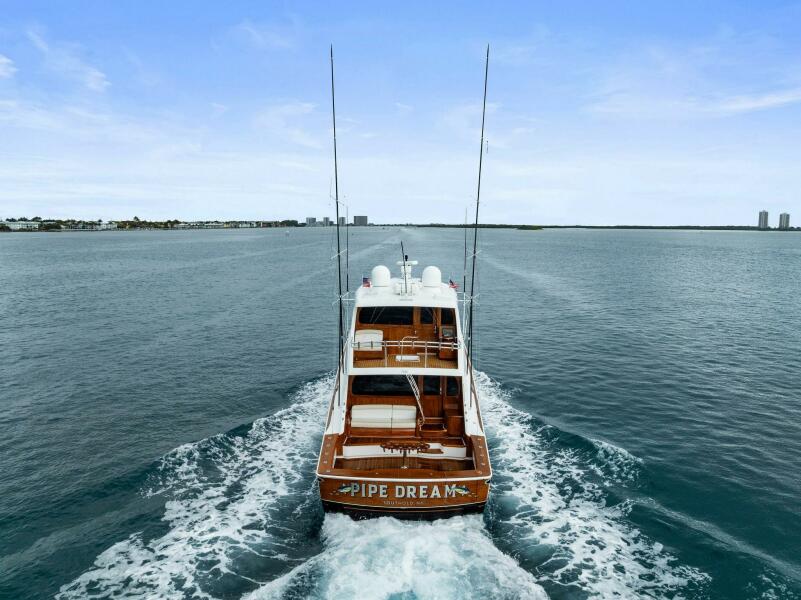 68' 2022 Viking 68 Enclosed Bridge