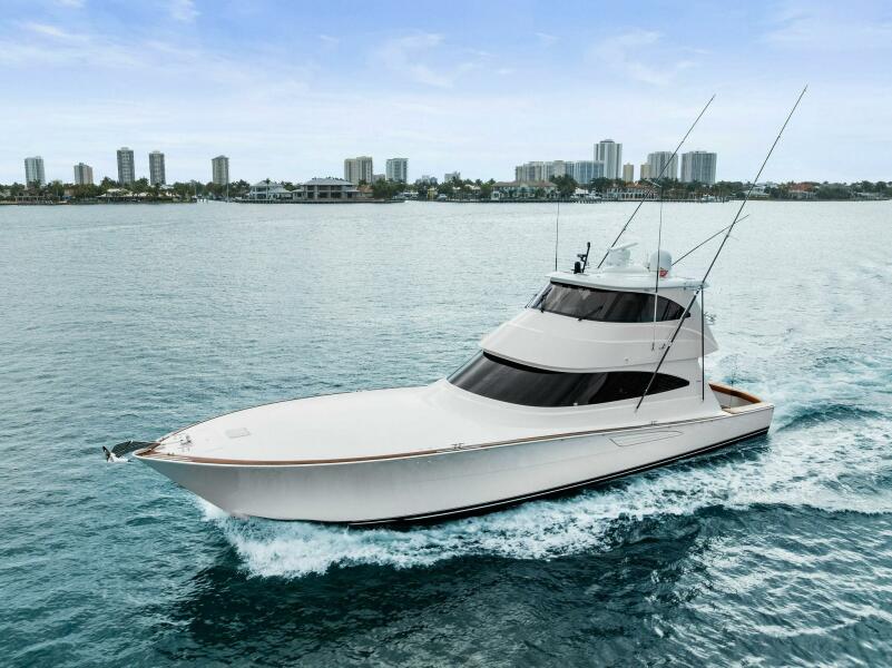 68' 2022 Viking 68 Enclosed Bridge