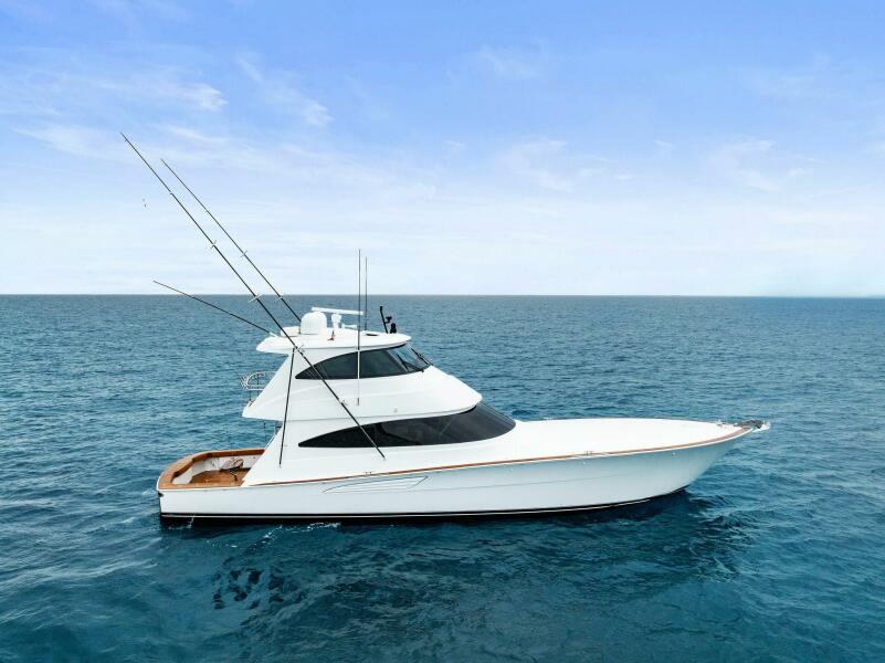 68' 2022 Viking 68 Enclosed Bridge