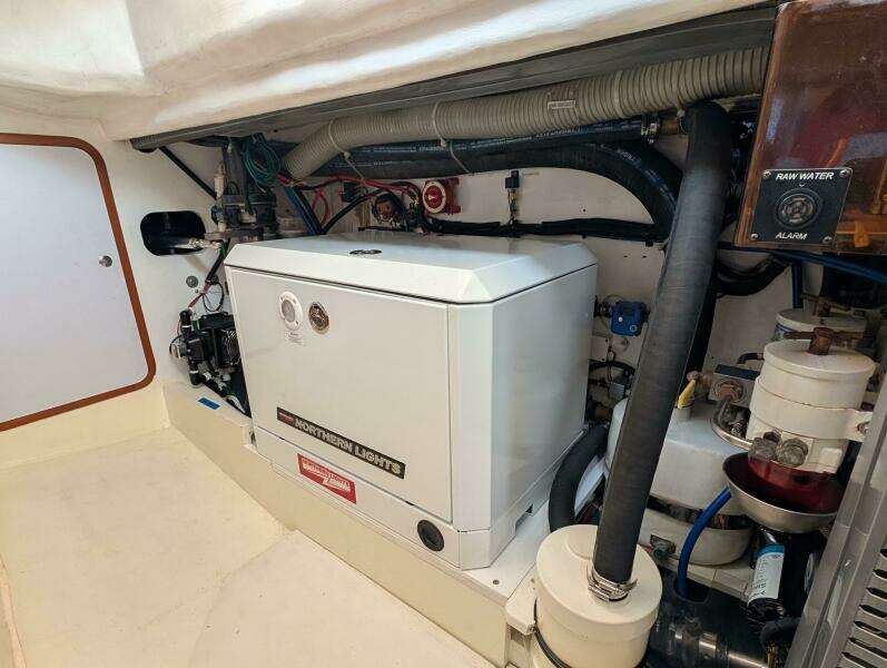 UBIQUITOUS 46ft Outbound Yacht For Sale