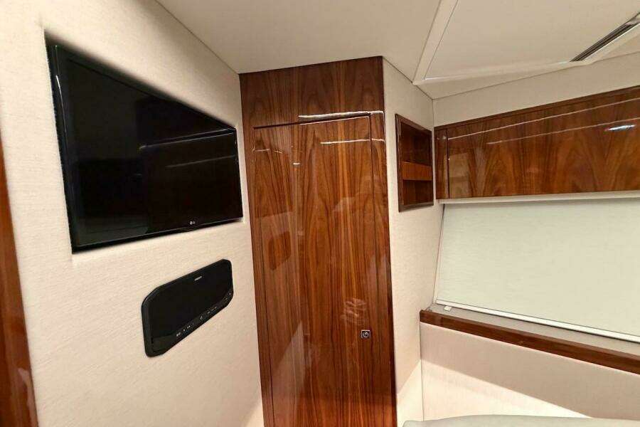 49ft Riviera Yacht For Sale