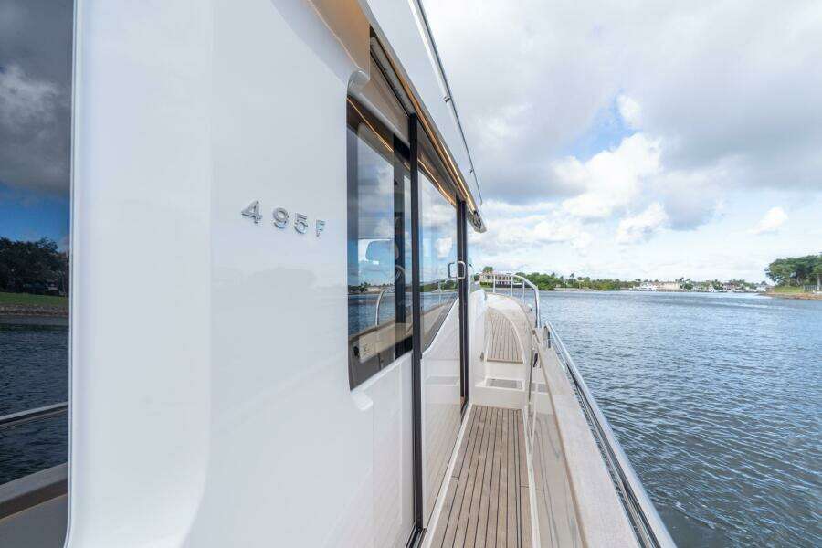 In Stock 2026 Nimbus 495 Flybridge 22 49ft Nimbus Yacht For Sale