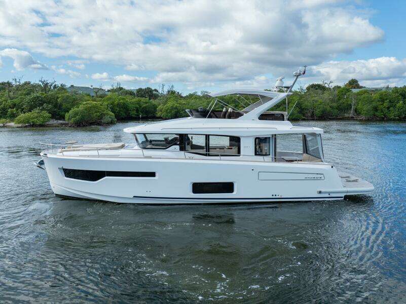 In Stock 2026 Nimbus 495 Flybridge 22 49ft Nimbus Yacht For Sale