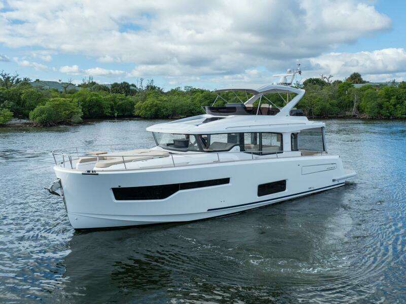 In Stock 2026 Nimbus 495 Flybridge 22 49ft Nimbus Yacht For Sale