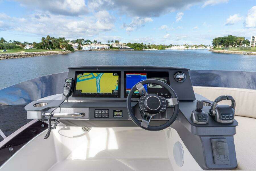 In Stock 2026 Nimbus 495 Flybridge 22 49ft Nimbus Yacht For Sale